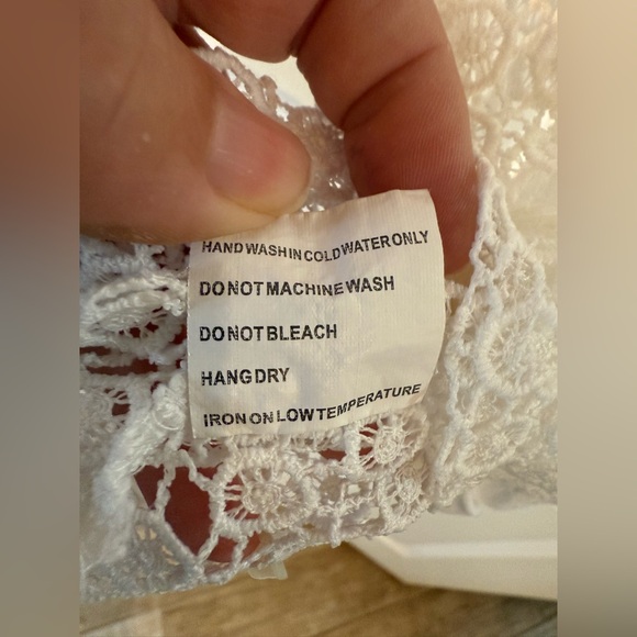 Ladies Elegant White Solitaire Swin  Lace Swim Cover-Up - Picture 7 of 12